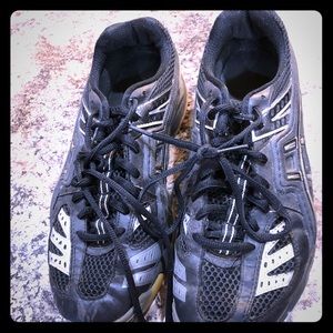 Asics Volleyball shoes Size 9